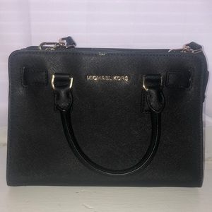 Michael Kors Dillon Satchel/Crossbody
